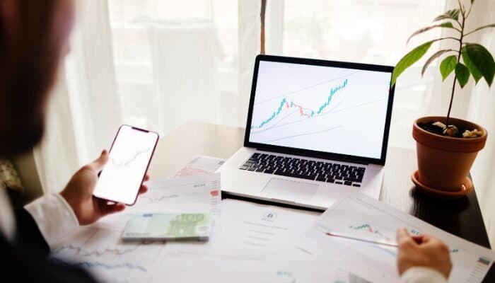 Investeringssparkonto (ISK) vs Kapitalförsäkring (KF) Investeringssparkonto (ISK) vs Kapitalförsäkring (KF)